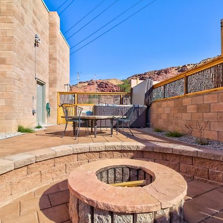 Bella Casa- Downstairs Unit Apartment Moab Exterior photo