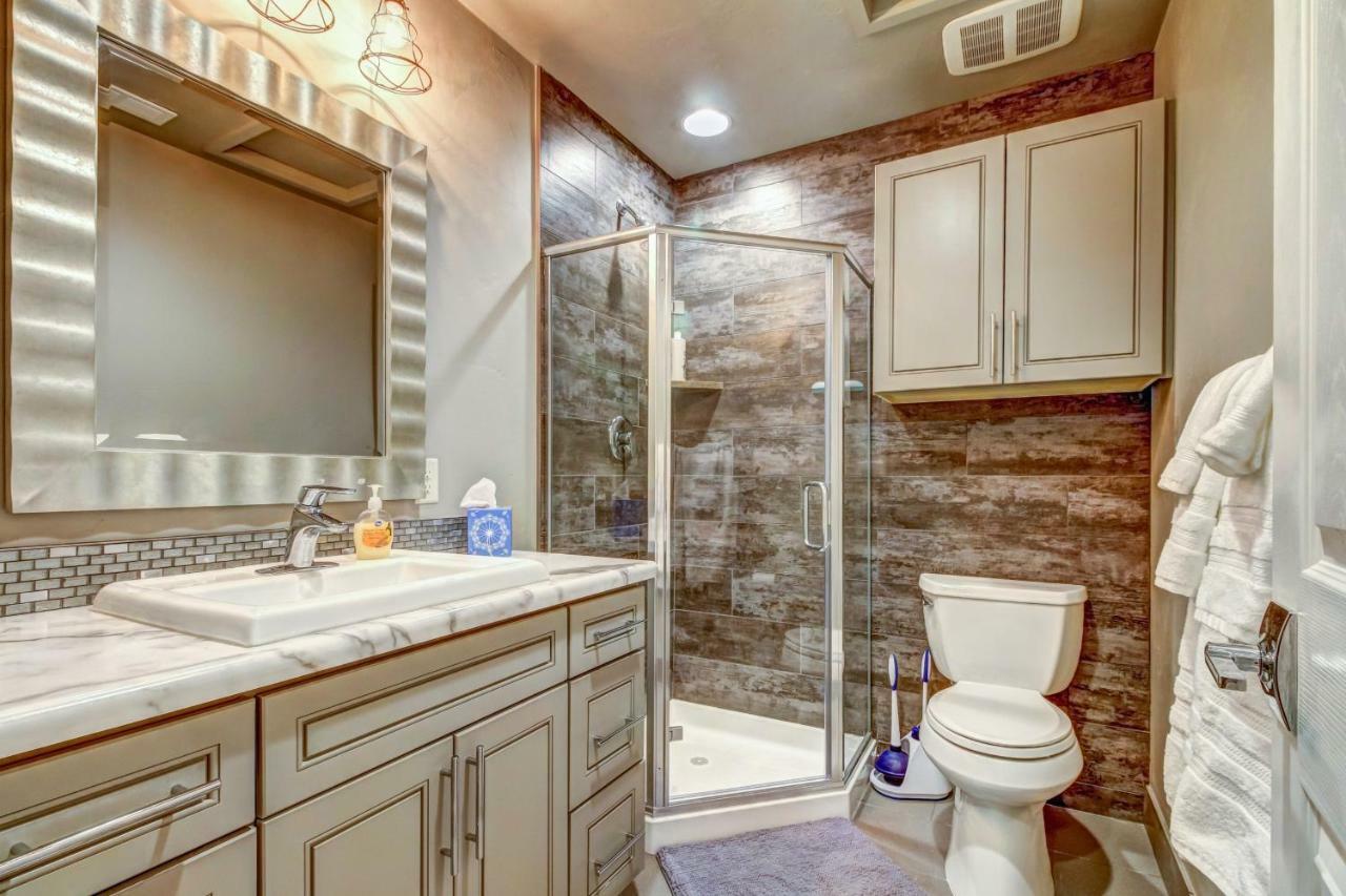 Bella Casa- Downstairs Unit Apartment Moab Exterior photo